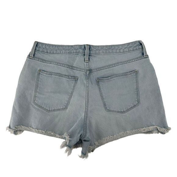 Universal Thread High Rise Shortie Blue Jean Shorts Light Wash Size 12 31 Waist - Picture 7 of 7